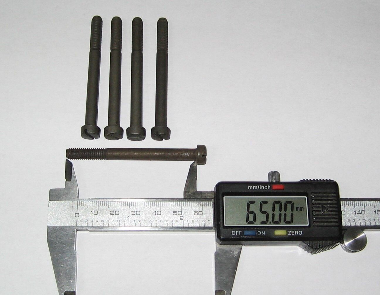 VITI MOTORE MINARELLI  F. MORINI  E VARIO 6X65mm.