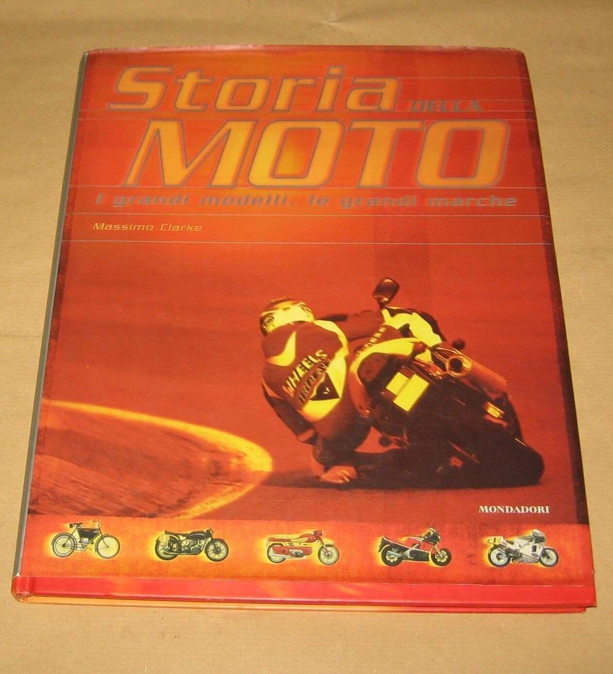 STORIA DELLA MOTO CLARKE MASSIMO 2001