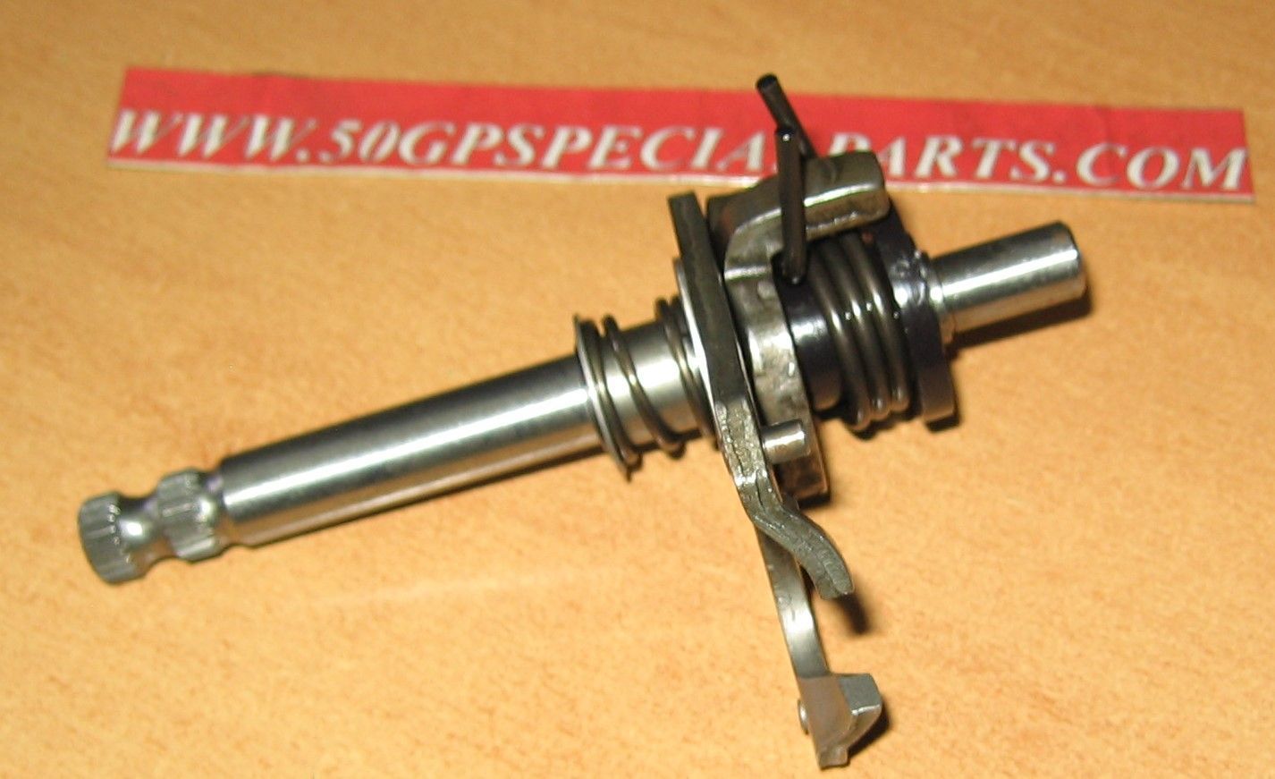 ALBERO SELETTORE CAMBIO CON PIOLINI LUNGHEZZA 130mm ULTIMO MODELLO MINARELLI P6 K6 RV GL DL