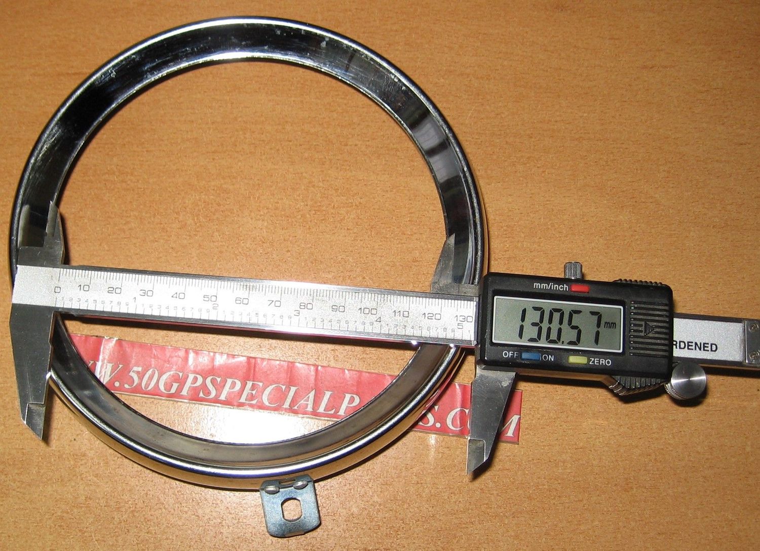 GHIERA CERCHIETTO APRILIA  FARO FANALE ANTERIORE  130mm