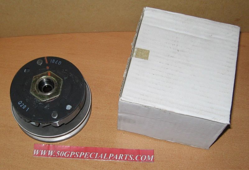 FRIZIONE E CORRETTORE DI COPPIA APRILIA SCARABEO 50 MINARELLI ORIGINALE MALAGUTI  SCOOTER D.105mm.