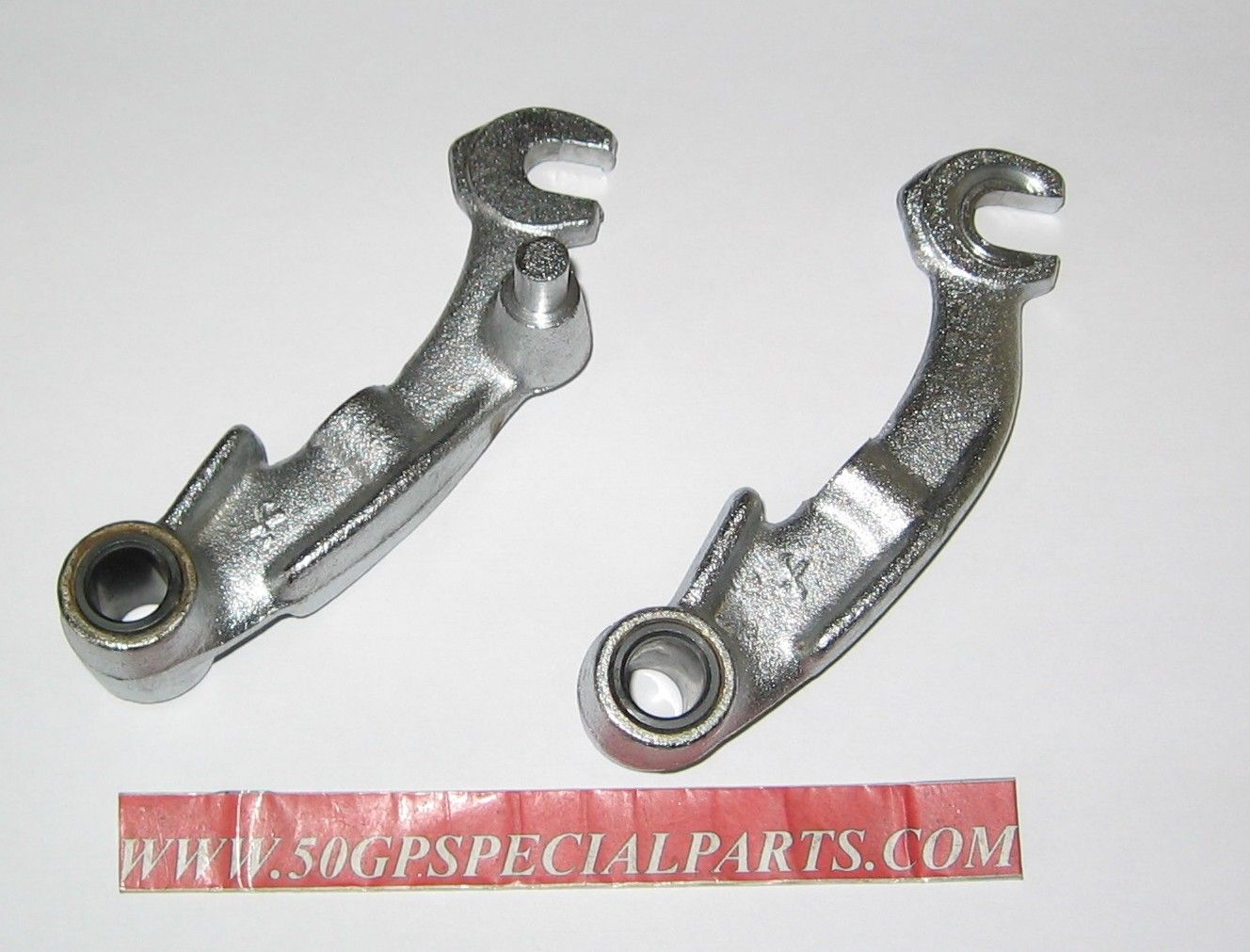 LEVE PORTARUOTA  DX SX LAMBRETTA INNOCENTI  J50 J100 J125  125 4M.