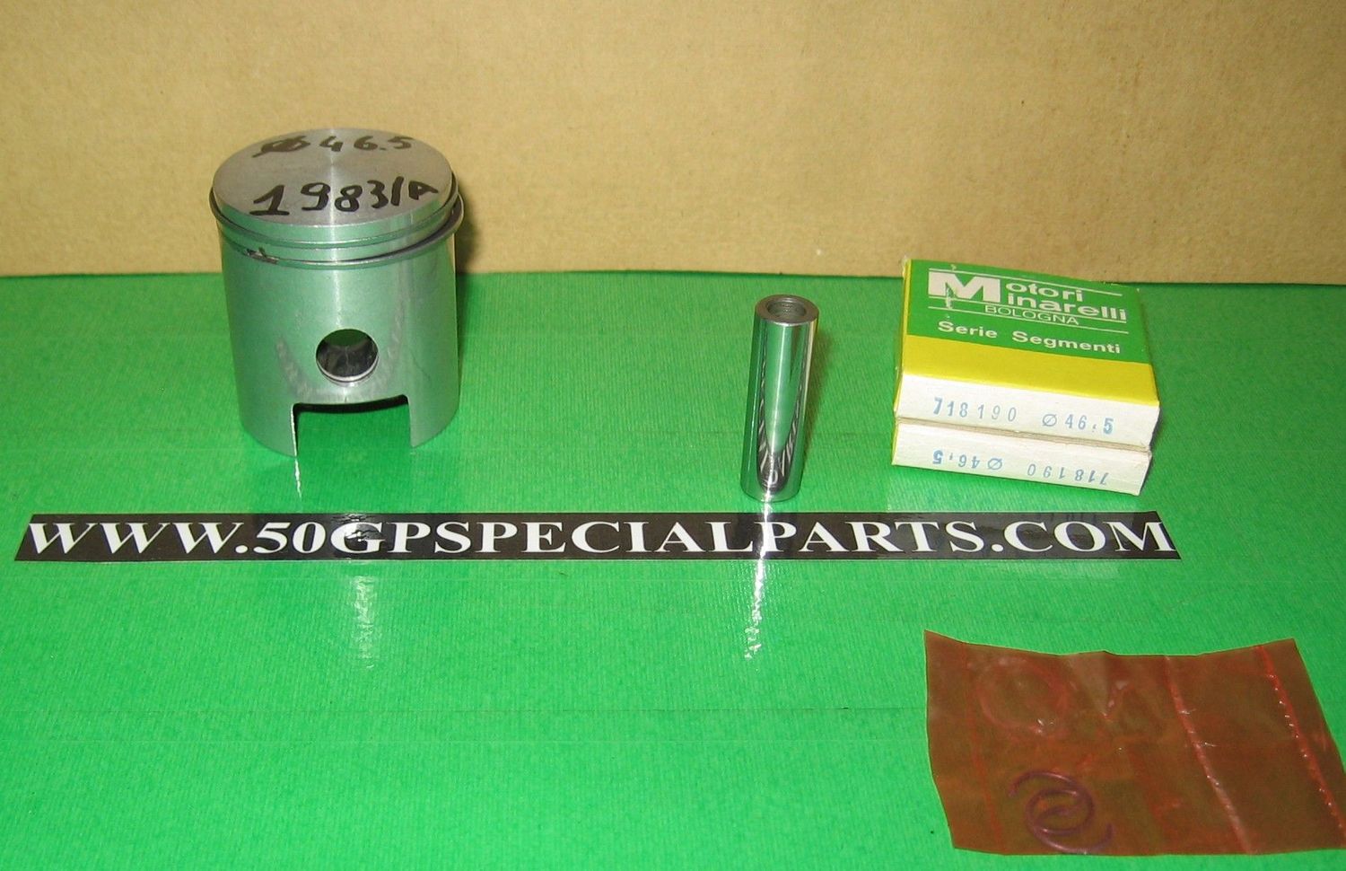 MINARELLI P6-P4 ALLUMAK PISTONE D.46,5mm SEGMENTI CROMATI