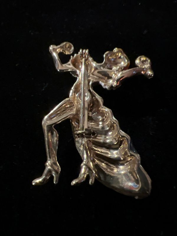 She Danced Without Apology – Mid-Century Rumba Dancer Brooch with Red &amp; Gold Accents, Vintage Figural Pin 