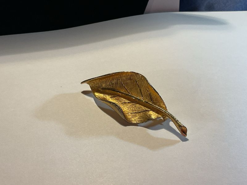 Golden Leaf Brooch by B.S.K. – Sculptural Elegance from 1940s NYC, Vintage Treasure