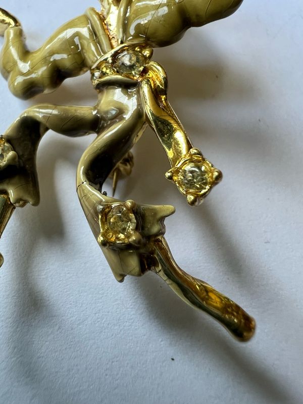 Sombrero Character Brooch – Gold Tone with Rhinestones &amp; Enamel Accents, Rare Vintage 1960s Find