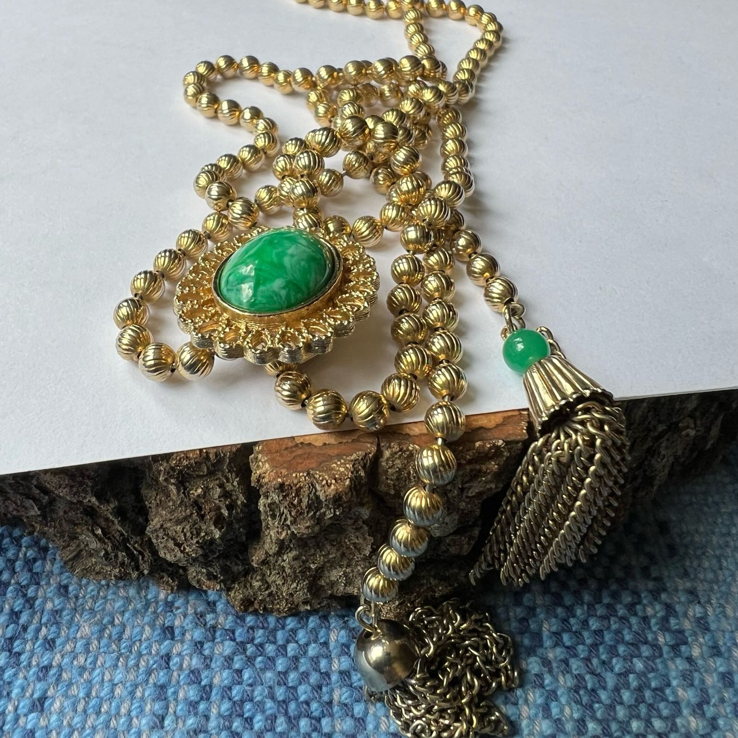 AVON 1973 Adjustable Pendant