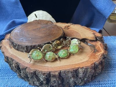 Moonglow Coro Bracelet