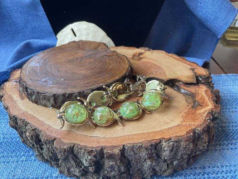 Green Glimmer – Vintage Signed Coro Moonglow Lucite Bracelet with Rhinestones