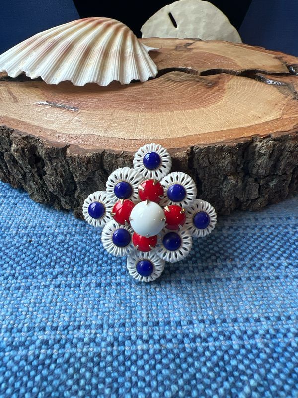 Red, White &amp; Blue Floral Brooch – Patriotic Cabochon Pin (2”), Unsigned Vintage Americana