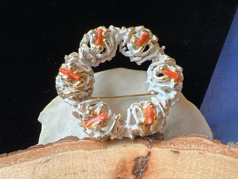 Zentall Estate Brooch | Coral &amp; White Enamel | Vintage 1970s Gold-Tone Design