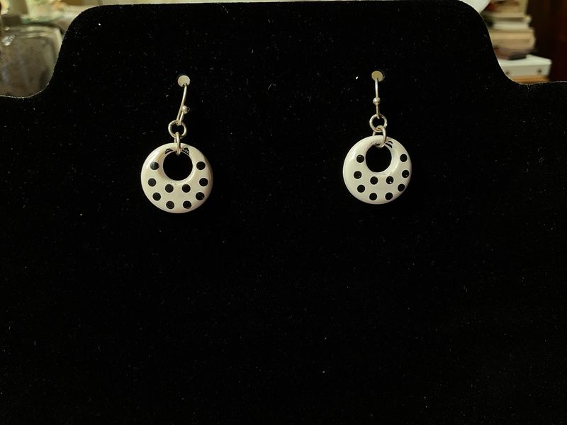 Pierced Earrings Polka Dot