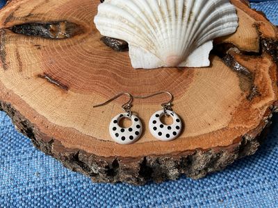 Pierced Earrings Polka Dot