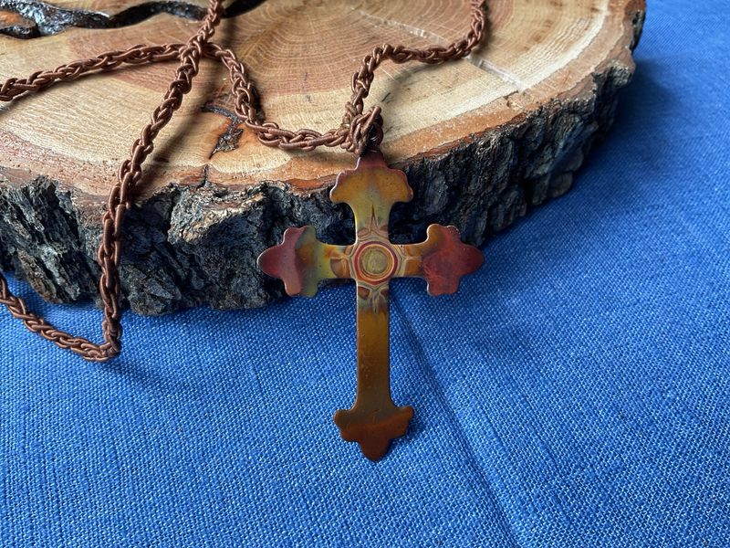 Textured Copper Cross Pendant – Vintage Warmth &amp; Threaded Faith