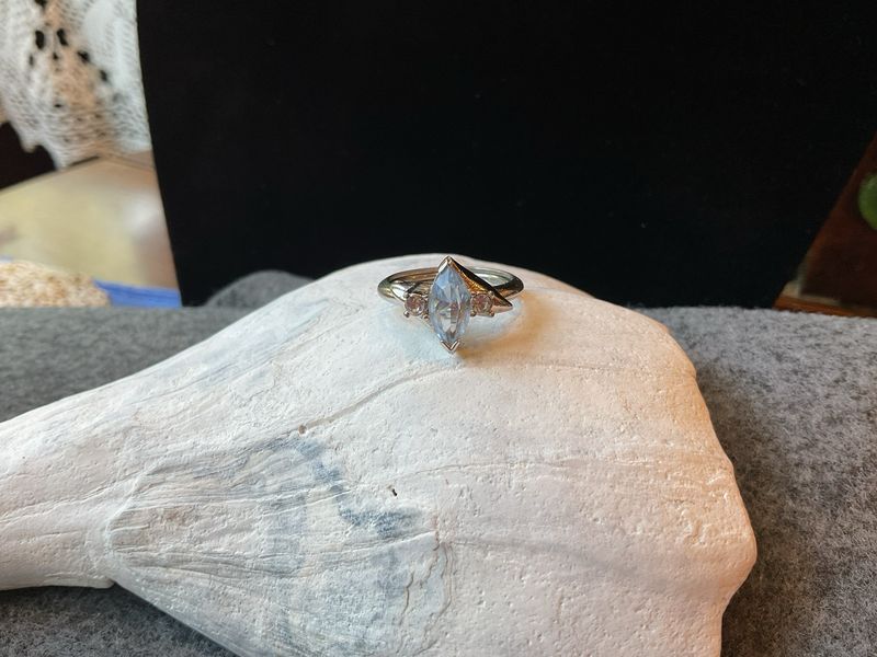Crystal Palace AVON Ring