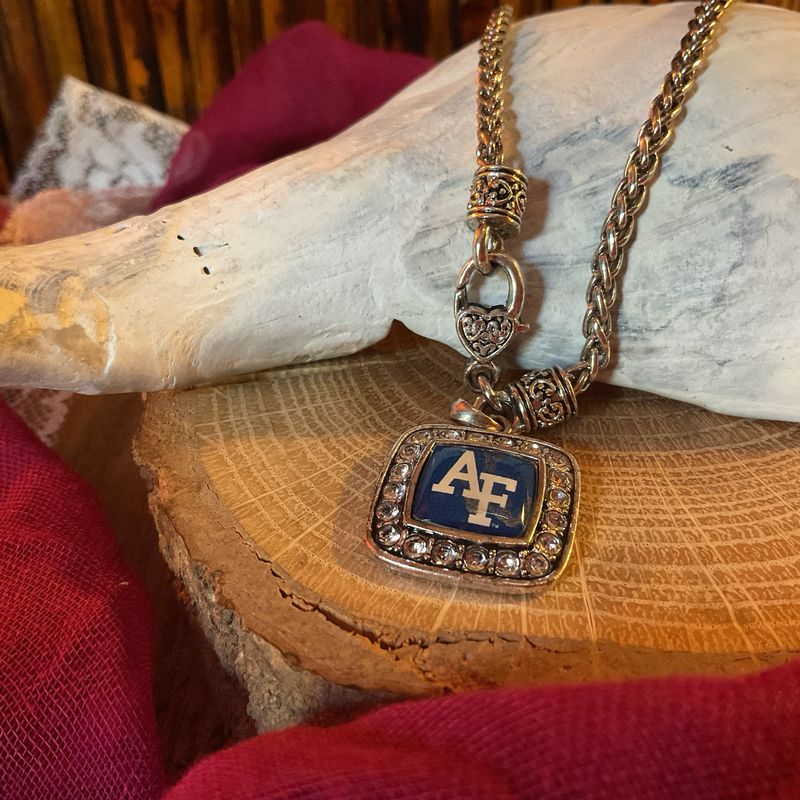 Vintage Air Force Charm Pendant on Silver Tone Chain – Estate Find, Rare Military Jewelry
