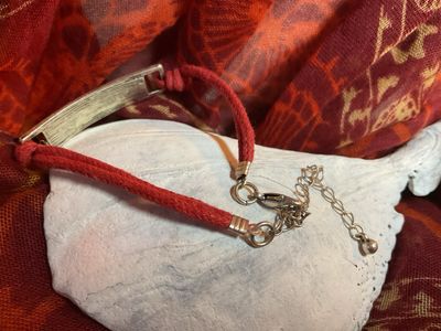 Red Slipknot Corded Bracelet