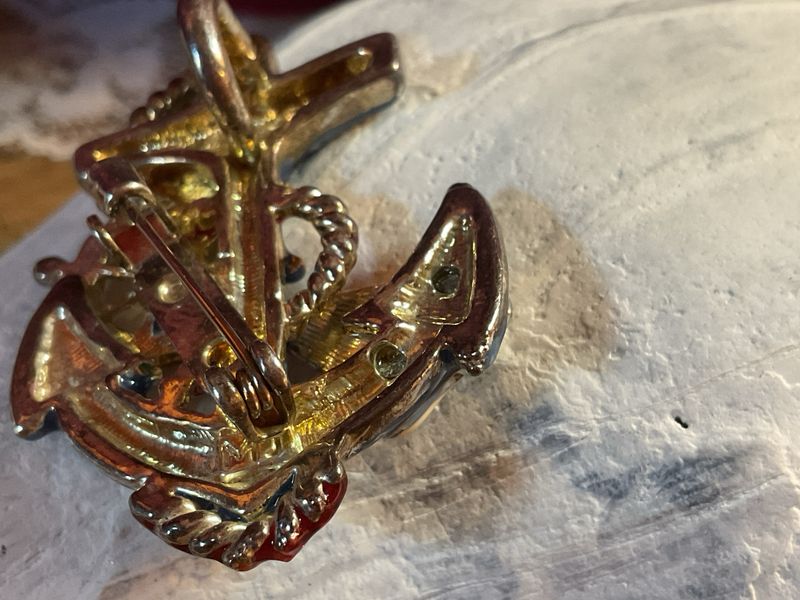 Starboard Spirit – Vintage MJ Nautical Anchor Brooch/Pendant (1970s)