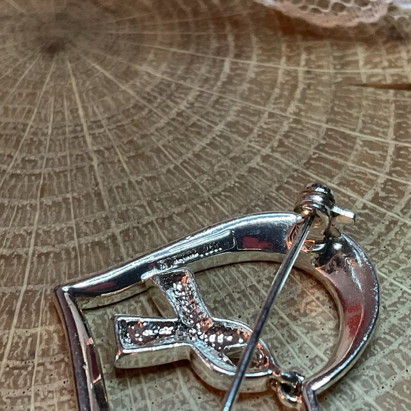 Heart &amp; Ribbon Survivor Brooch – Vintage Strength &amp; Quiet Triumph