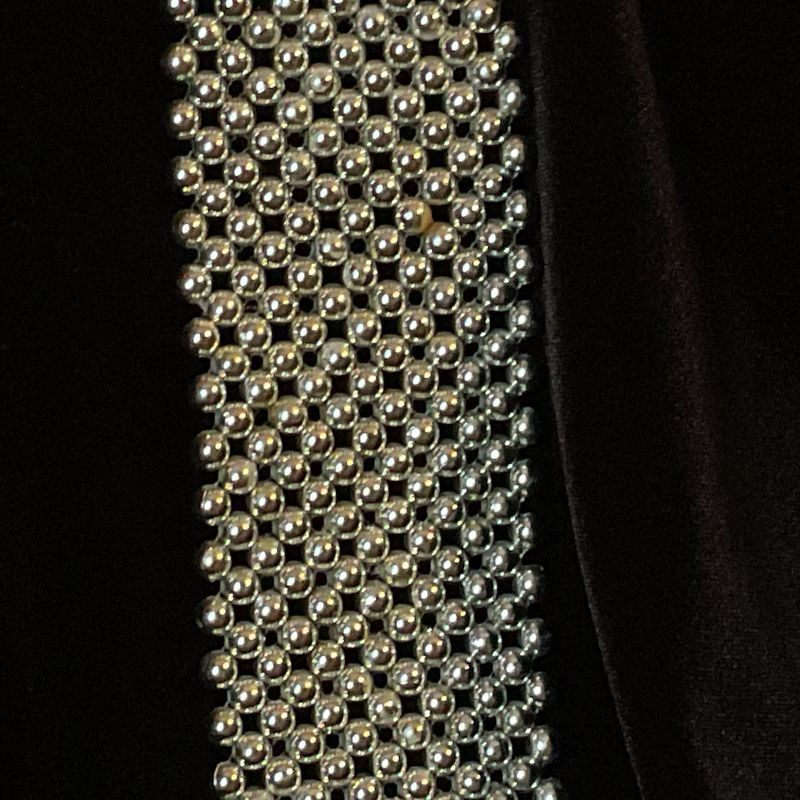 Silver Silhouette – Vintage Tie Necklace with Sculpted Drop, 1980s Estate Elegance