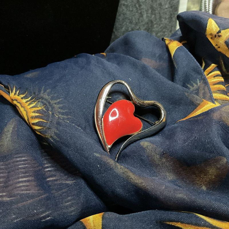 Bonded Hearts – Vintage Red Enamel Brooch in Silver-Tone Frame