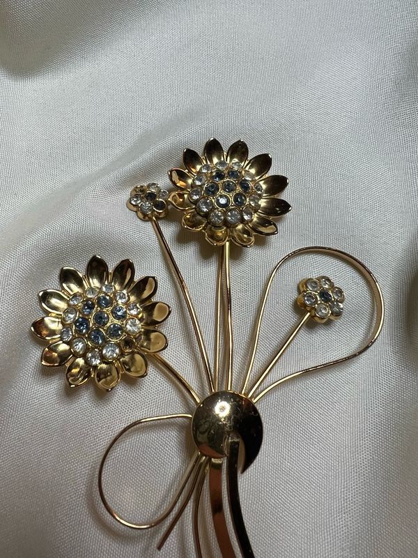 Signed Corocraft Floral Brooch – Gold-Coated Sterling Silver with Rhinestone Blossoms