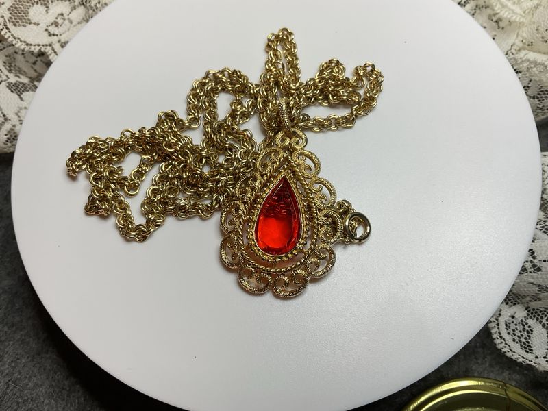 Avon Amber Teardrop Necklace – Signed Vintage, Florentine Gold Finish, 40” Convertible Chain