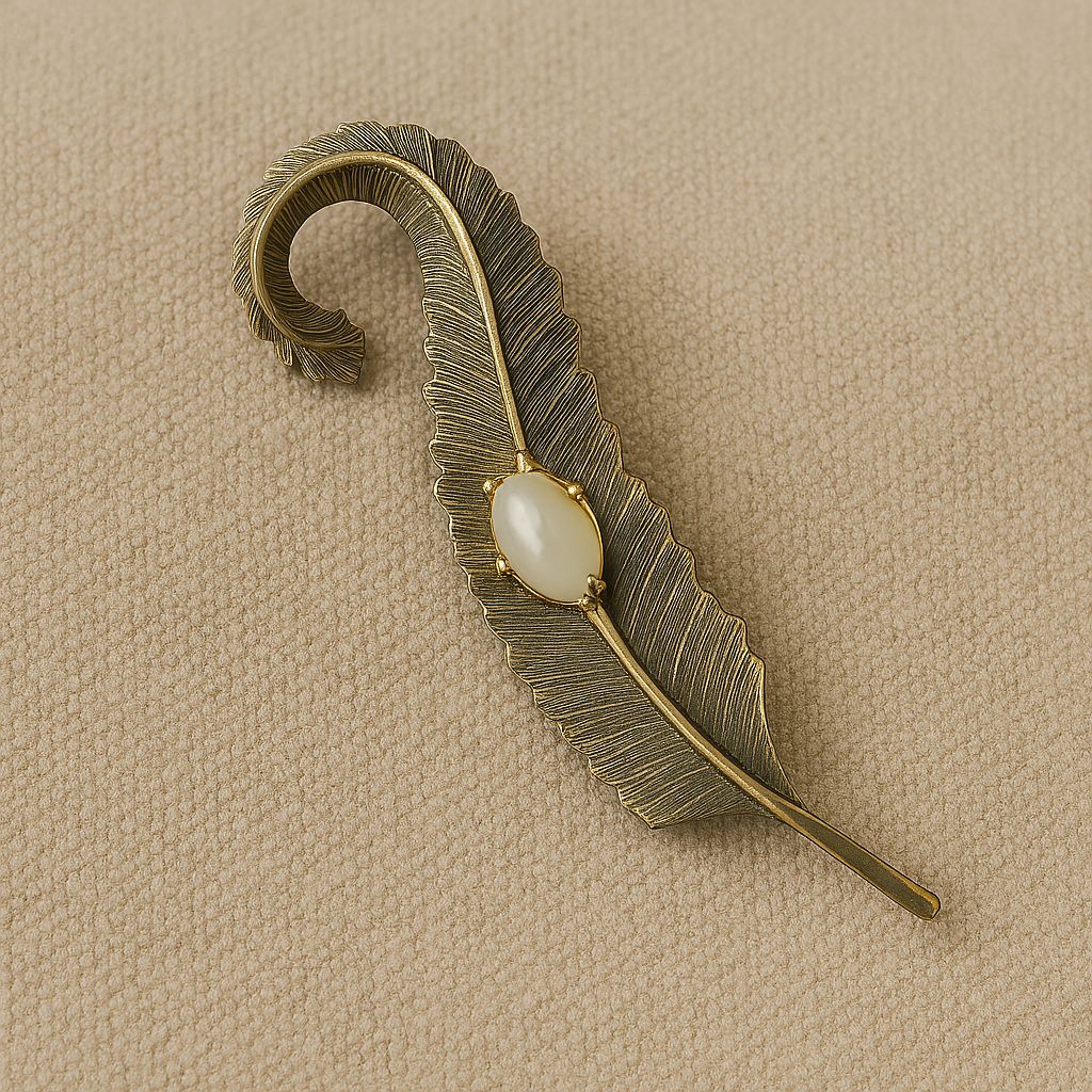 Gold Leaf Brooch with Faux Pearl – Nature-Inspired Vintage Pin, Elegant Mid-Century Costume Jewelry