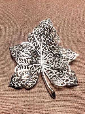 LIFTED LEAF — Signed Silver-Tone Vintage Brooch with Veined Cutouts