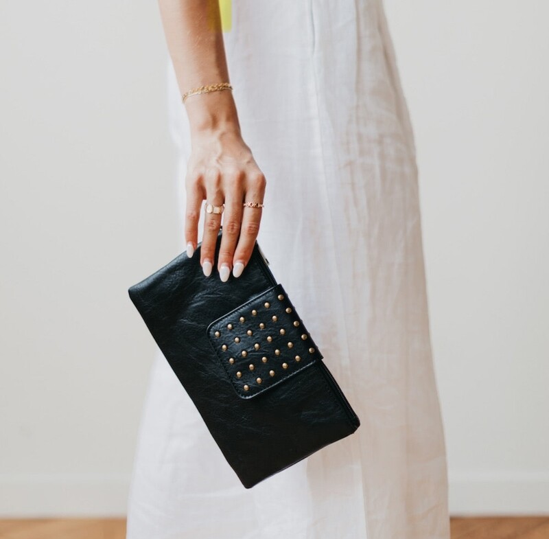Riviera Maya Rivet Clutch