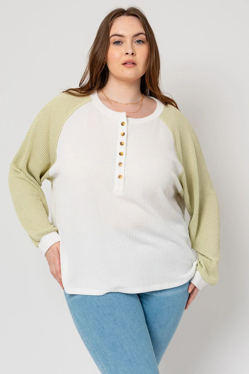 Curvy Sage Raglan Sleeve