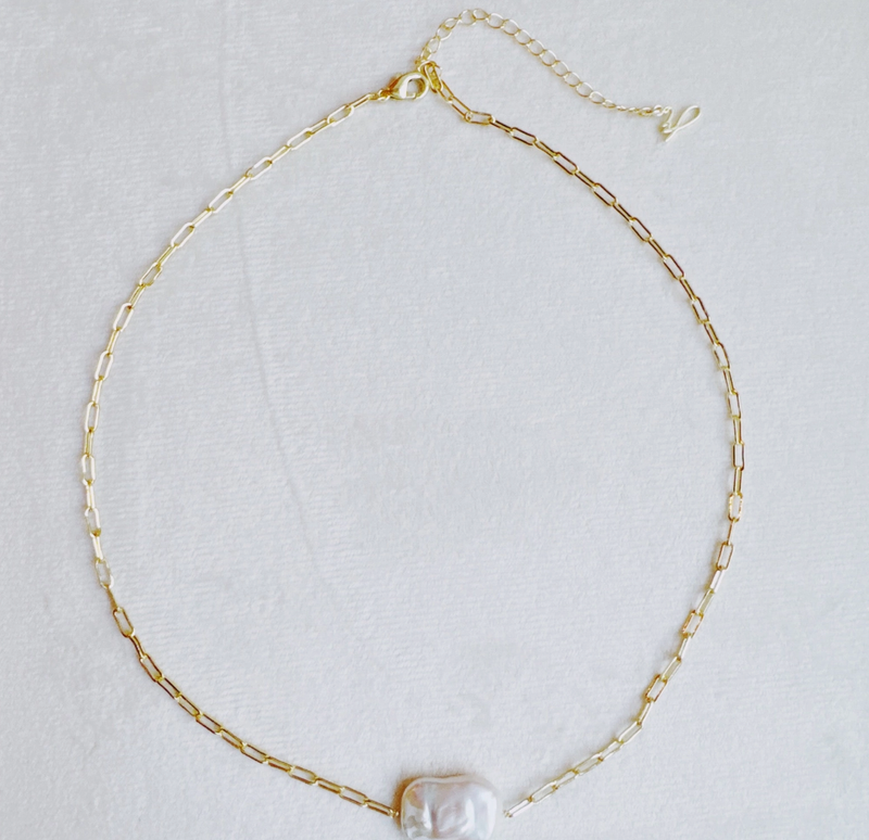 Hannah Baroque Pearl Chain