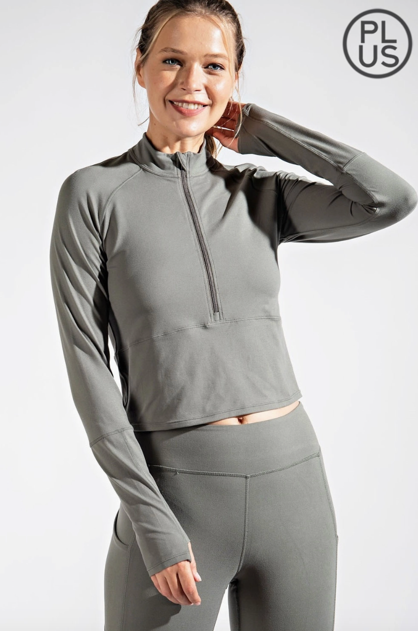 Curvy Smoked Spruce Quarter Zip