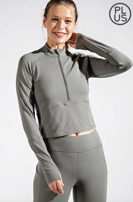 Curvy Smoked Spruce Quarter Zip