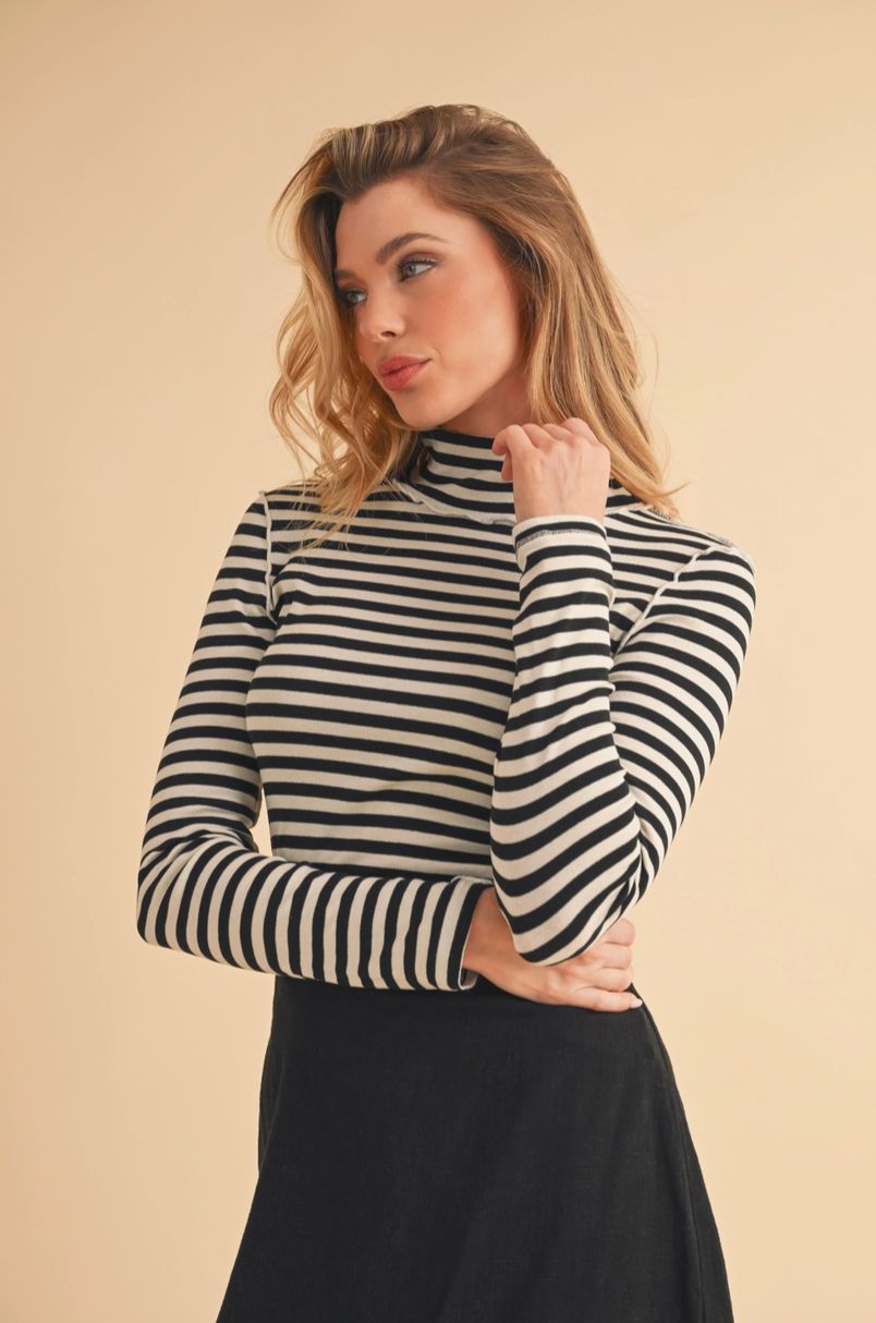 Tarah Black &amp; White Stripe Turtleneck