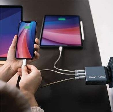 Verbatim 100W Gan Wall Charger 4-Port Gan Charger