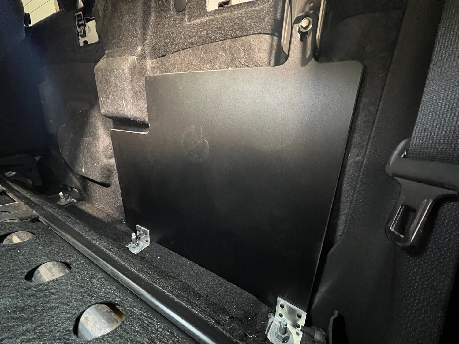 MTI Acoustics 2009-2014 Ford F-150  Amplifier Mounting Rack