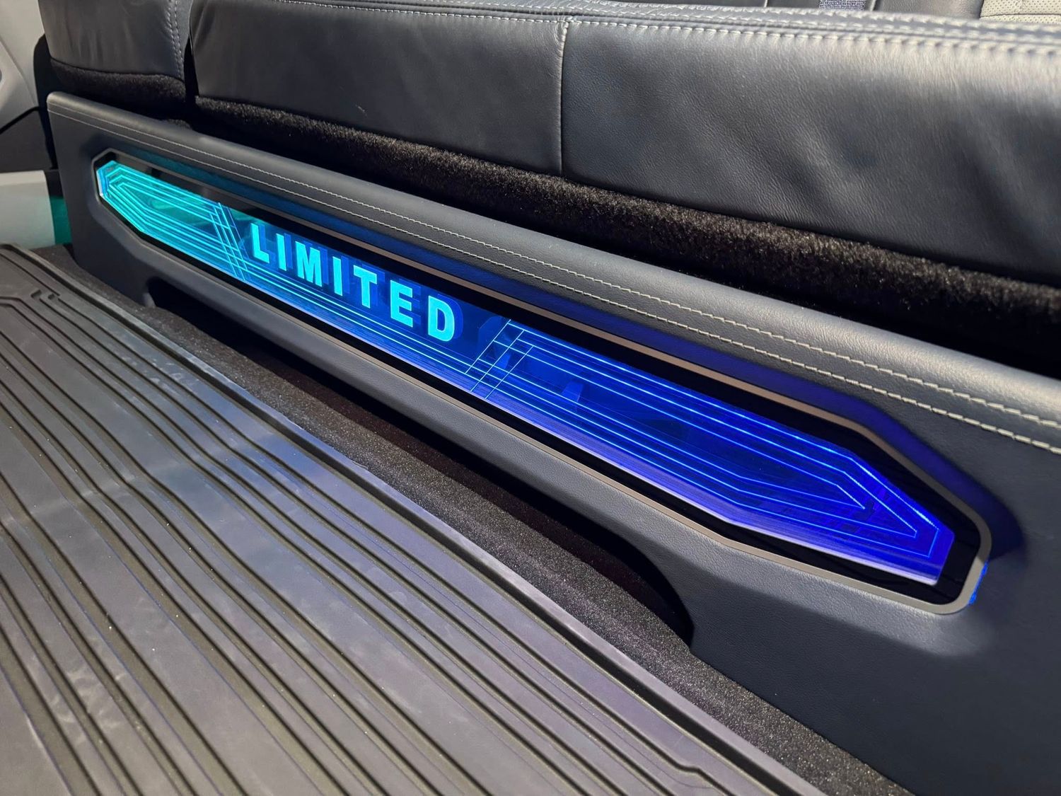 Stage 5 Ford F-Series Wavtech Dual 12" Bundle.