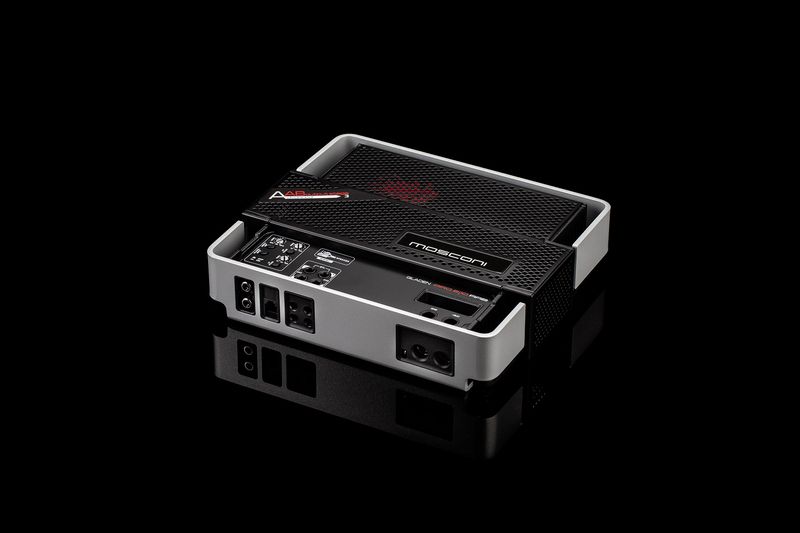 Mosconi-Gladen PRO 2-10 AAB Amp, top-front angle