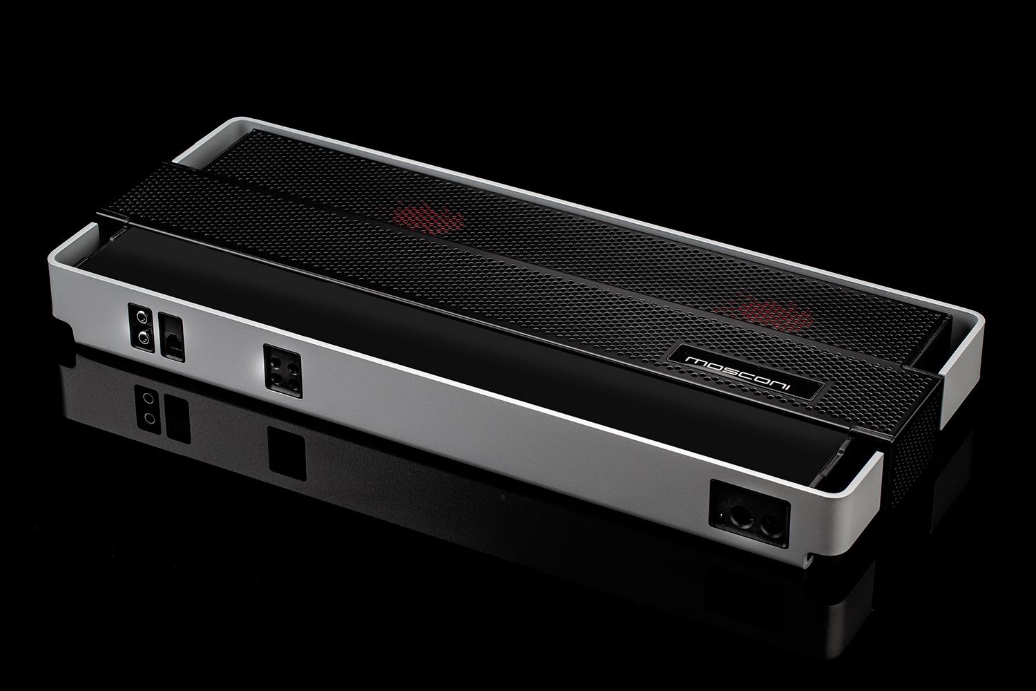 Mosconi PRO 2-30 Amp, front-top angle