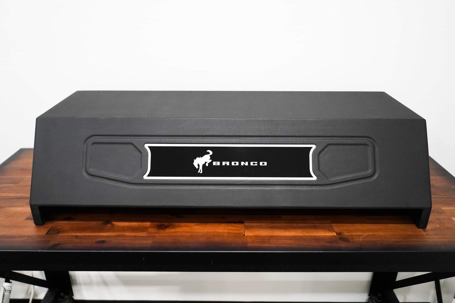 Mr. Finch Subwoofer enclosure change up