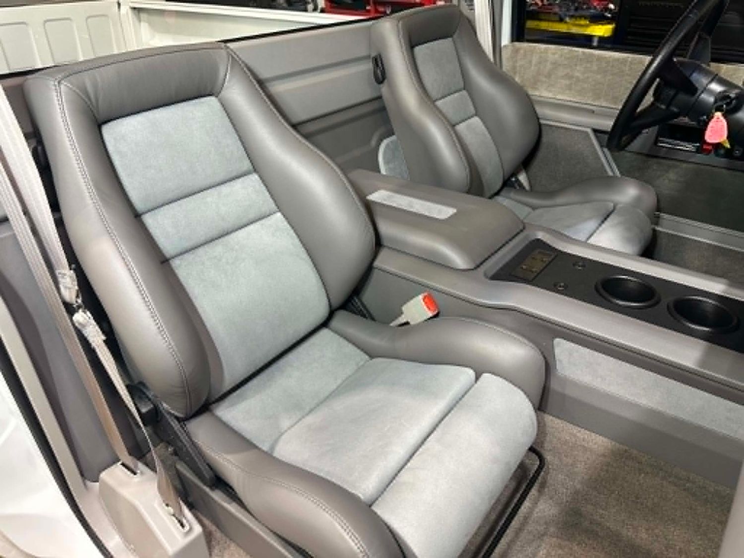 1988-1994 Chevy OBS Center Console. For use with the Behind Seat Enclosure.
