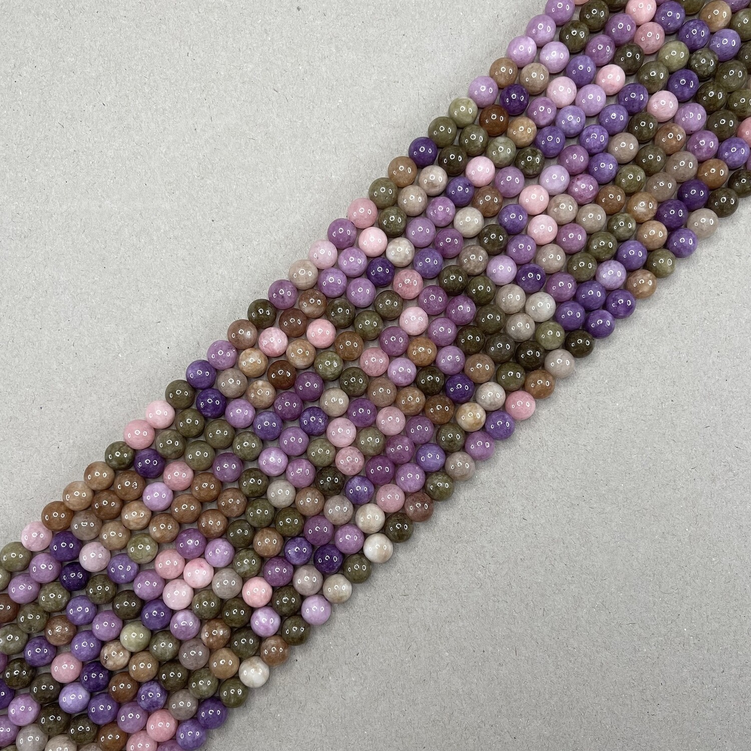 Piedra Natural Jade Redondo Mix Oliva y Morado 8  y 6 mm