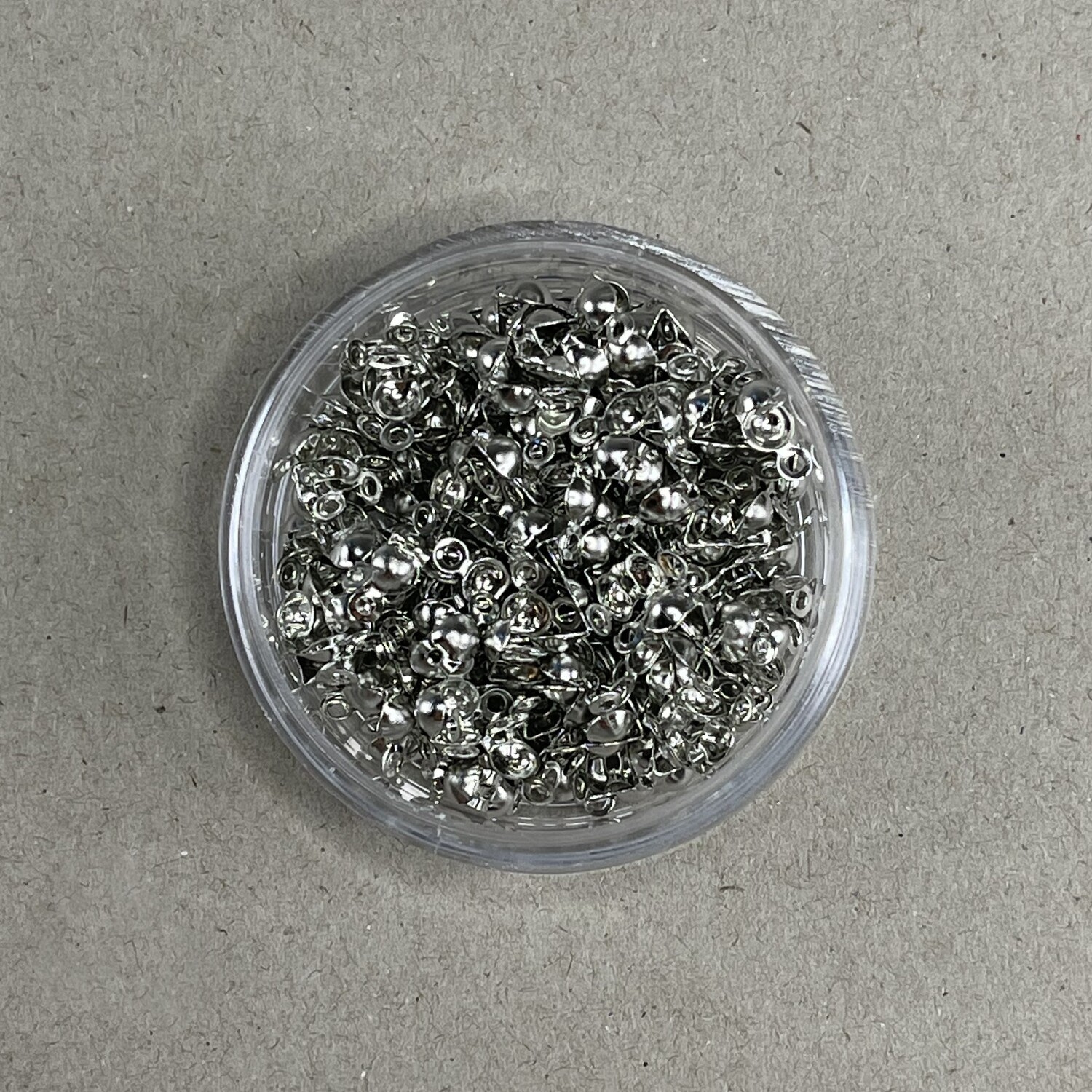 Tapanudo de Metal Plateado