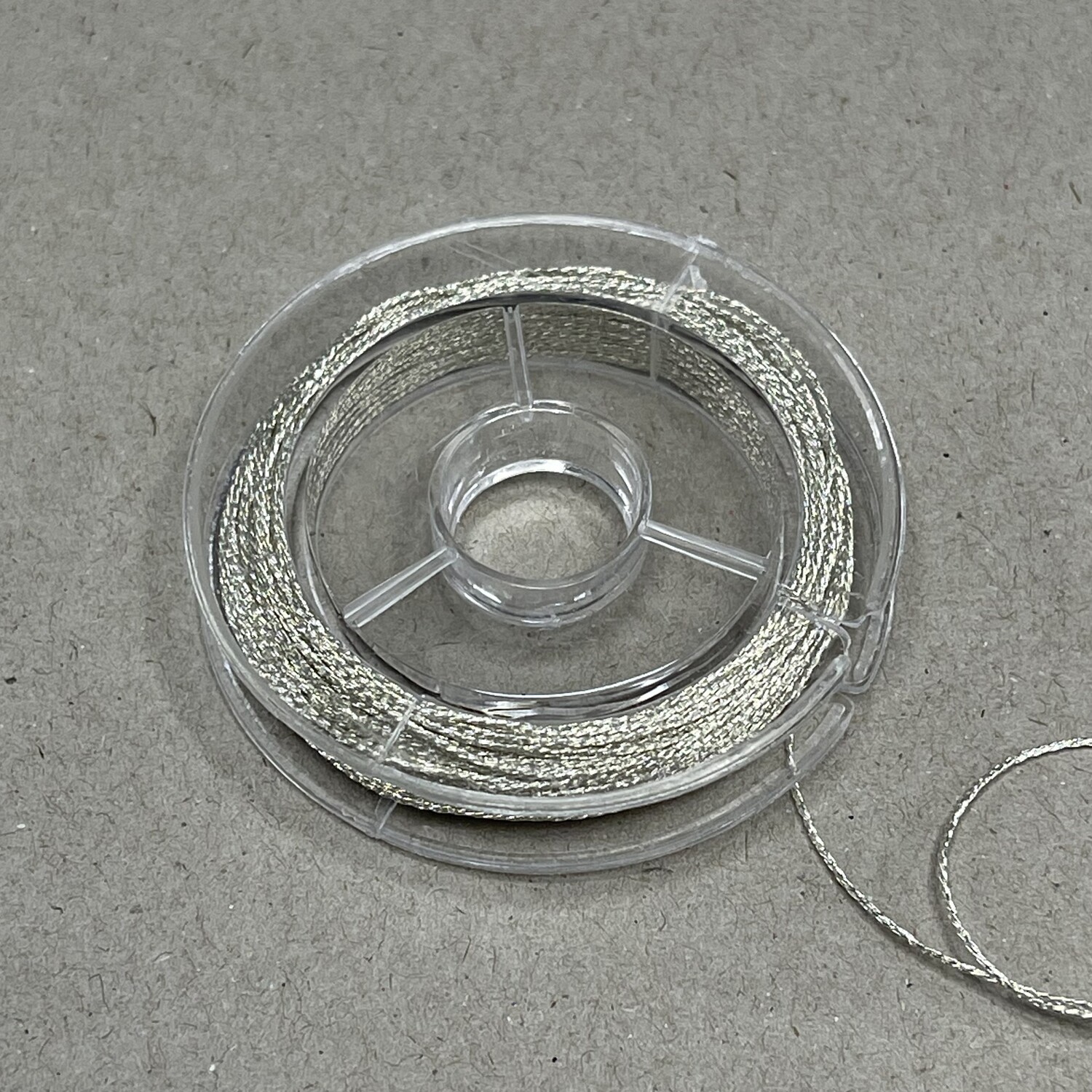 Cordón Metalizado Plateado 0.6 mm