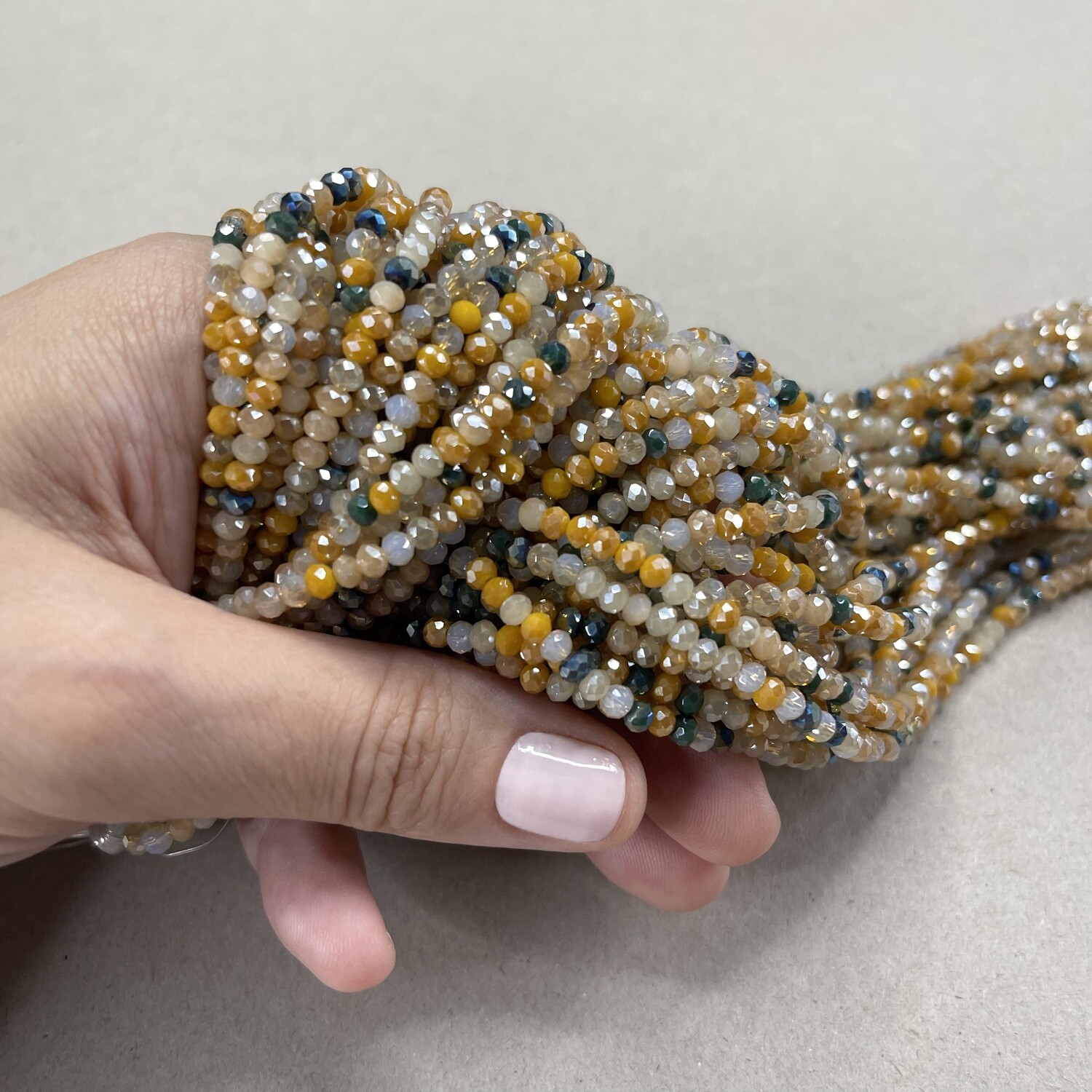 Cristal Dona Facetada Opaca Lustre 3.5 x 3 mm Mix