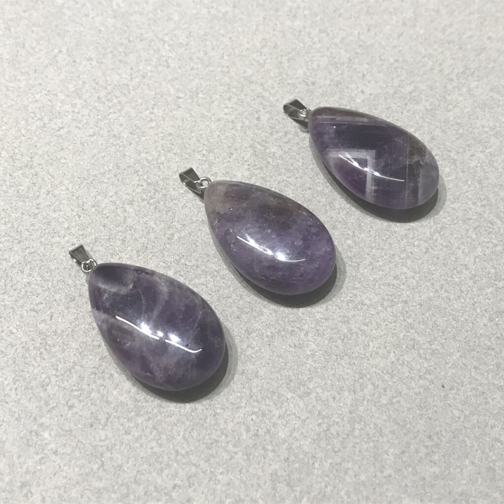 Dije de Piedra Natural Lágrima de Amatista 45 x 25 x 10 mm