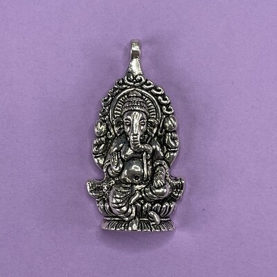 Dije de Metal Plateado Silueta Elefante Hindú (Ganesha) 61 x 32 x 7 mm