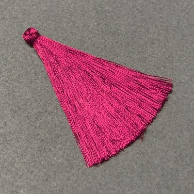 Borla de Nylon Fucsia 70 x 10 mm