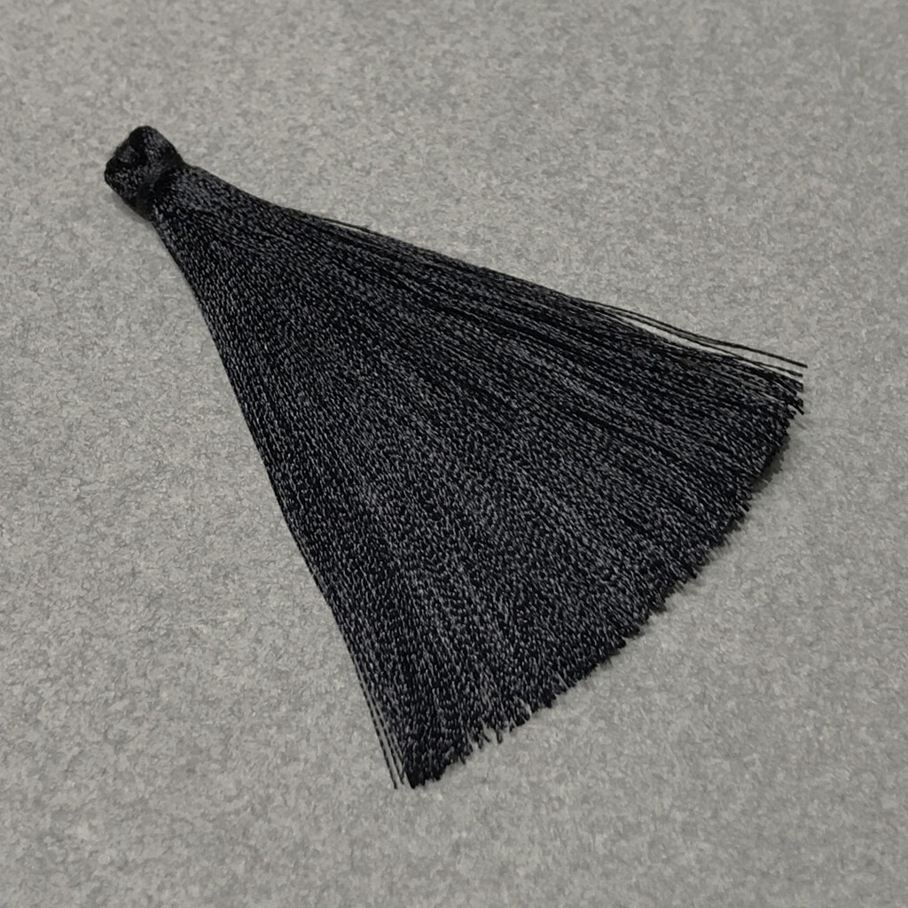 Borla de Nylon Negra 70 x 10 mm